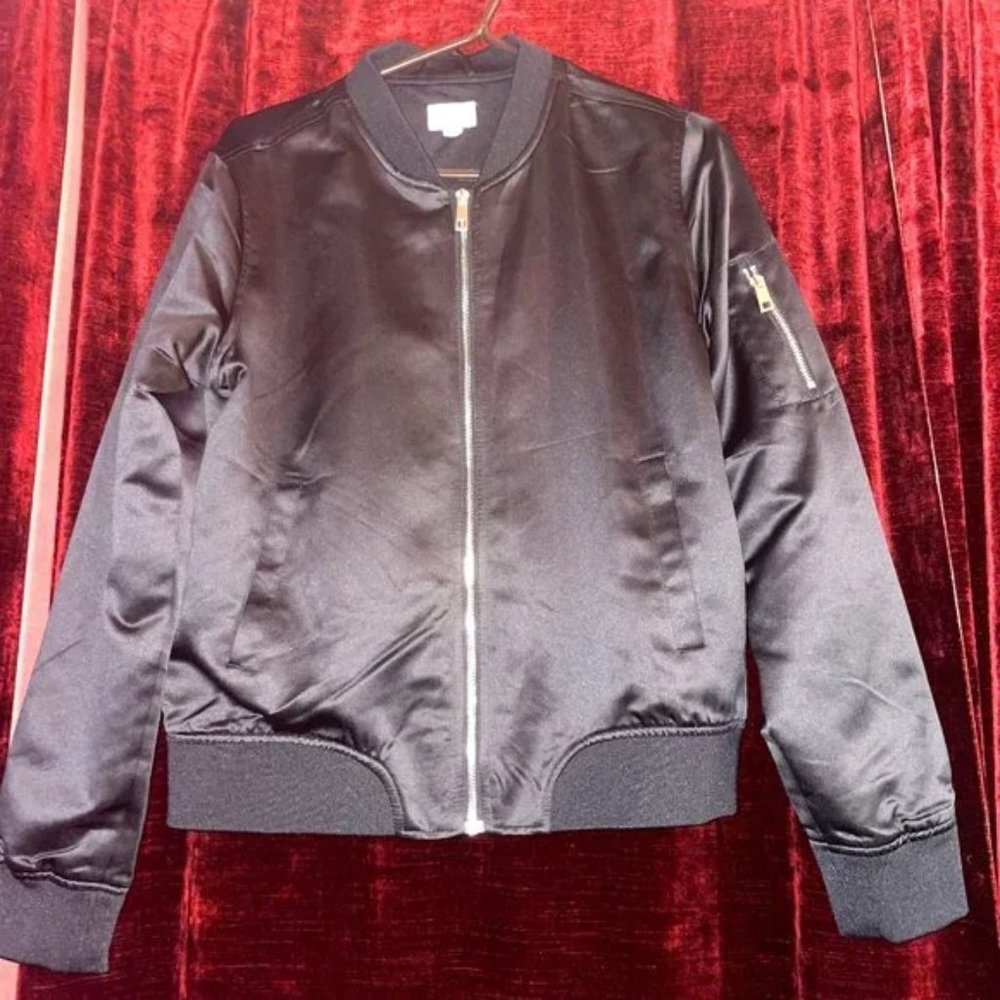 Black satin bomber jacket M
